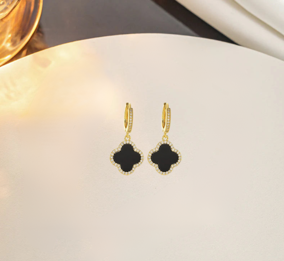 Luz Clover Ohrringe Gold