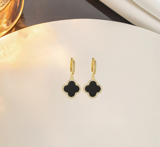 Luz Clover Ohrringe Gold